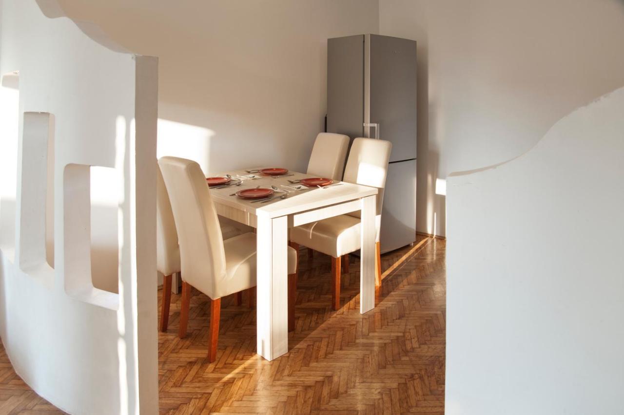 Apartment Old Town Херцег-Новий Екстер'єр фото