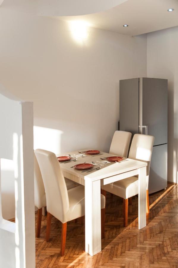Apartment Old Town Херцег-Новий Екстер'єр фото